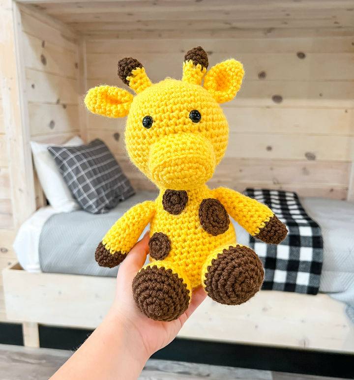 Easy Crochet Giraffe Amigurumi Pattern