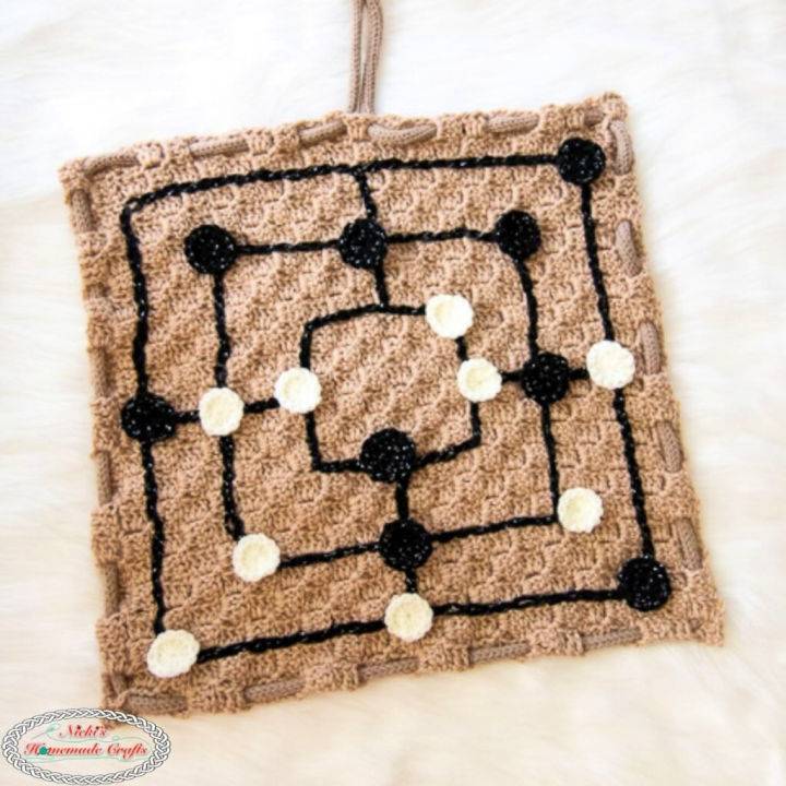 Easy Crochet Nine Men’s Morris Game Bag Tutorial