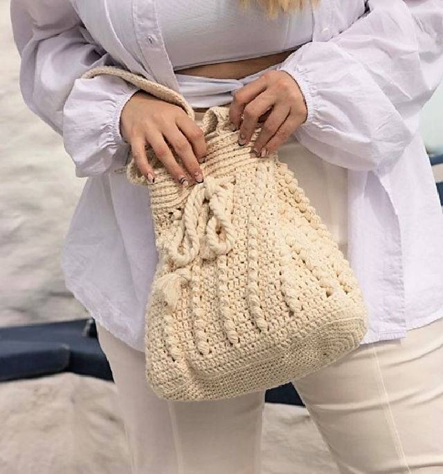 Easy Crochet Off White Bag Tutorial