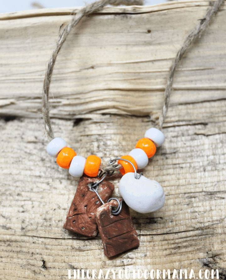 How to Make a Summer Camp Necklace 