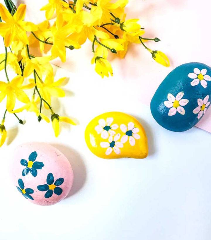 How to Do You Make Flower Painted Rock