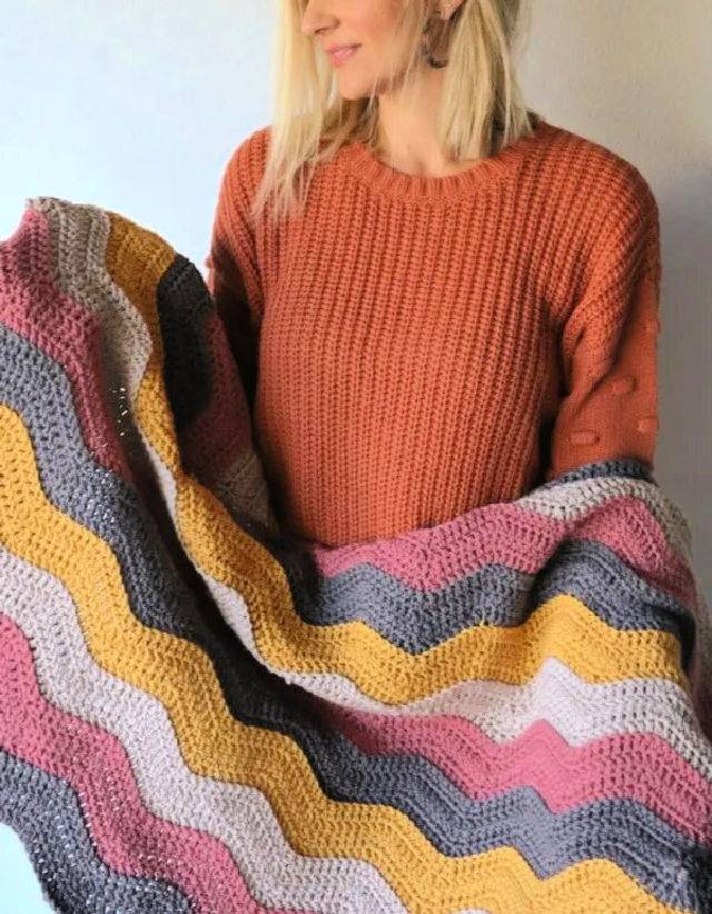 Free Crochet Ripple Blanket Pattern