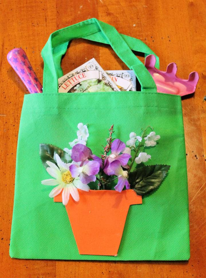 How to Make a Gardening Tote Bag