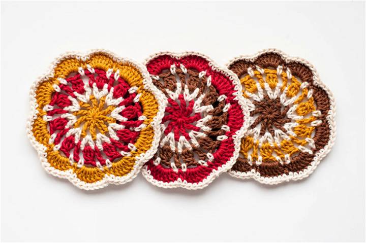 Gorgeous Crochet Cosy Coaster Pattern