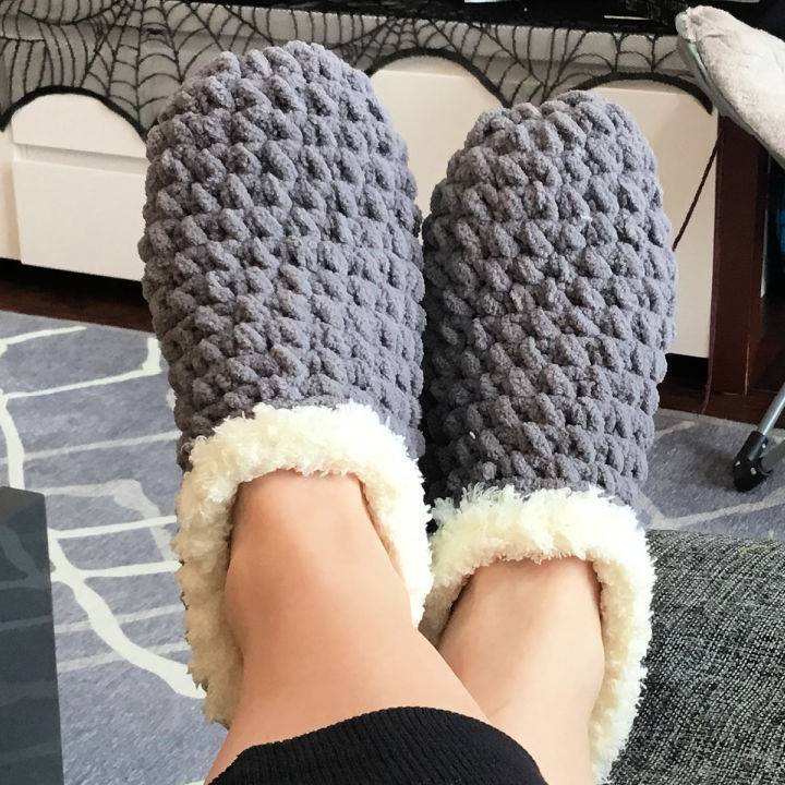 How to Make Slippers Free Crochet Pattern