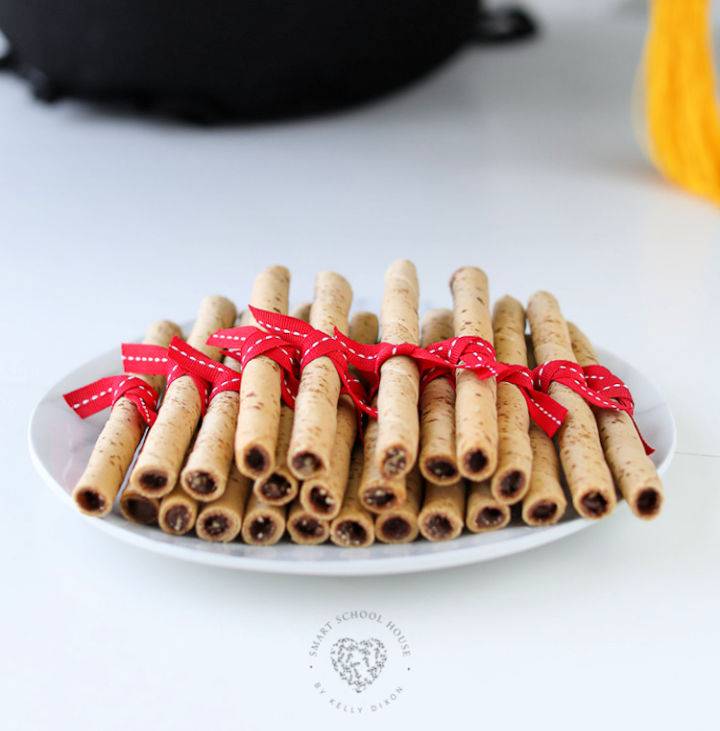 How to Make Your Own Diploma Cookies