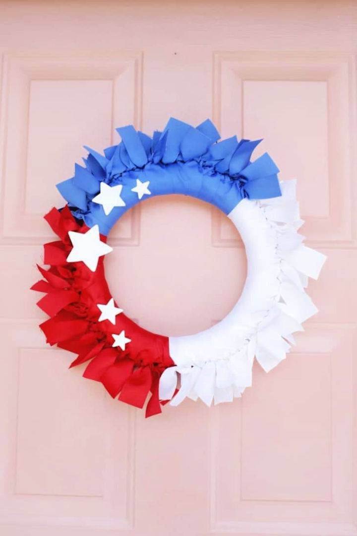 How to Make a Fourth of July Ribbon Wreath