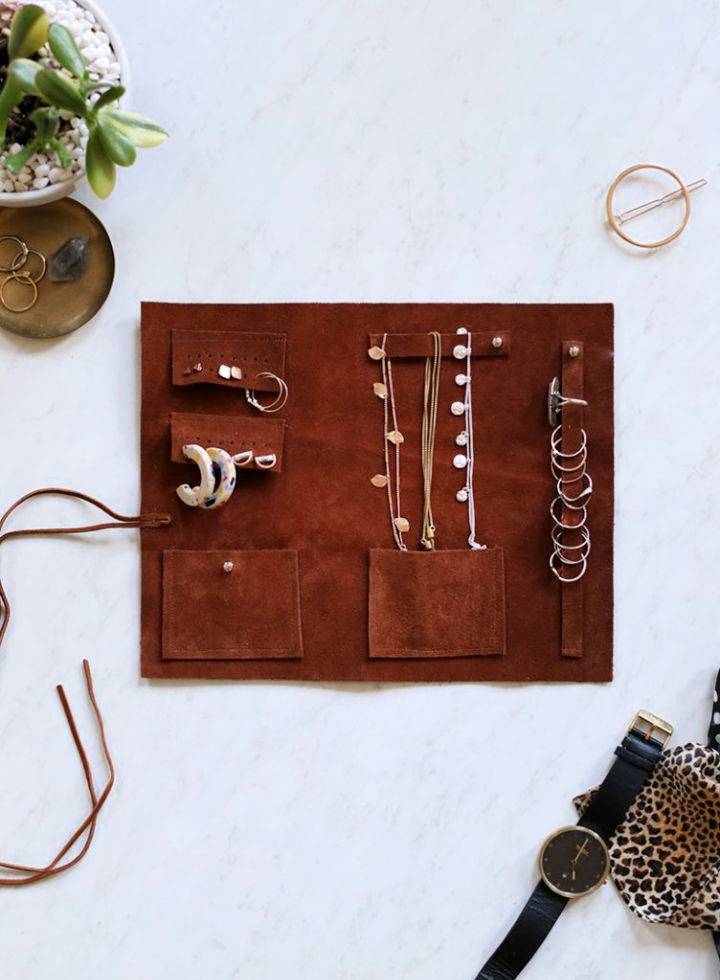 How to Make a Leather Jewelry Roll