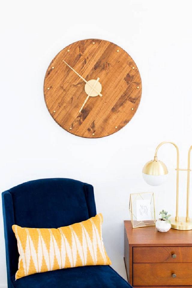 How to Make a Mid Century Wall Clock