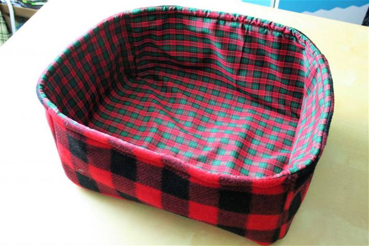 How to Sew an Insulated Pet Bed