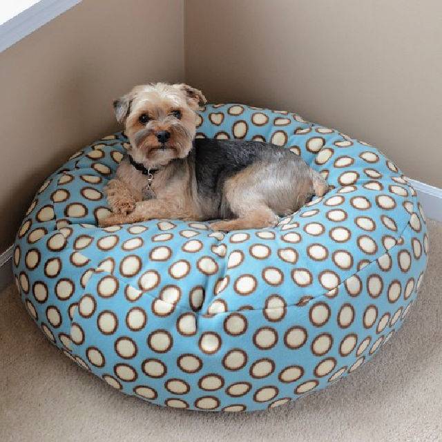 Make Your Own Fleece Dog Bed
