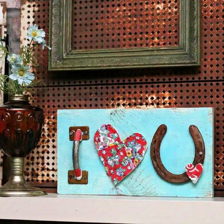 Make a Recycled Junk Decor Heart Sign Says Love