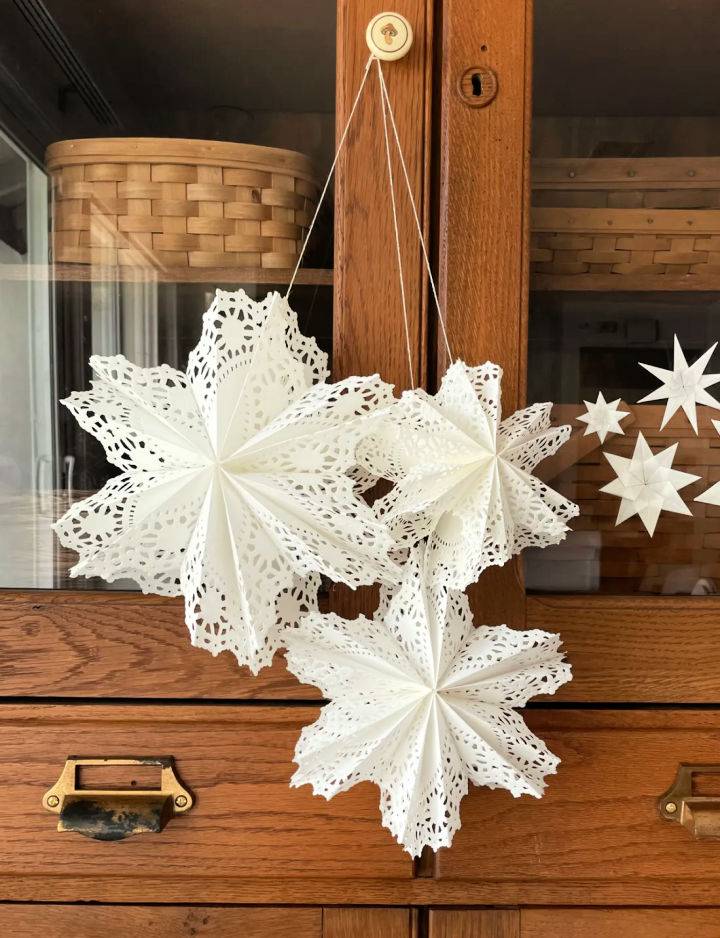 Making Your Own Paper Doily Snowflakes