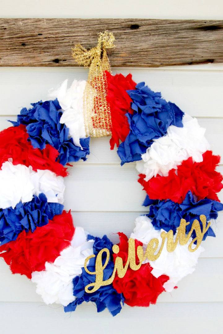 Making a Torn Fabric 4th of July Wreath