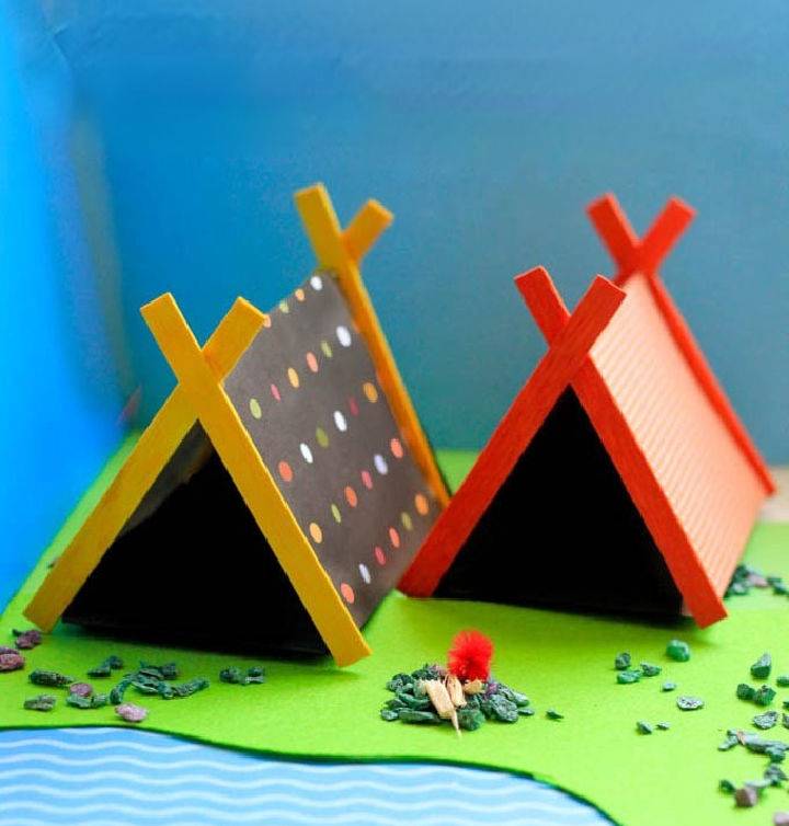 Mini Camping Set With Sticks and Paper