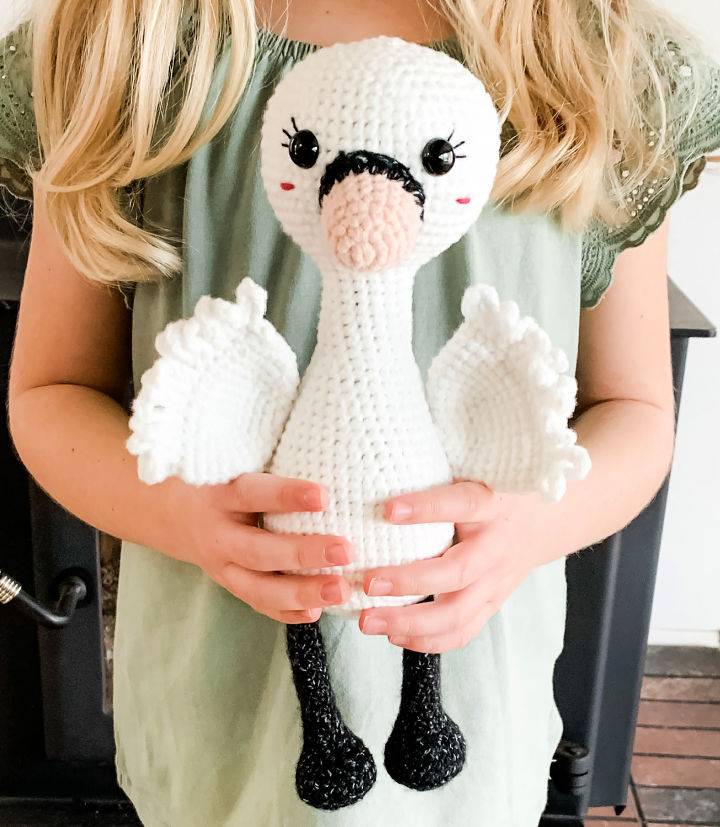 New Crochet Swan Amigurumi Pattern