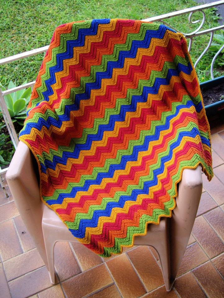 Pretty Crochet Bev’s Baby Ripple Afghan Pattern