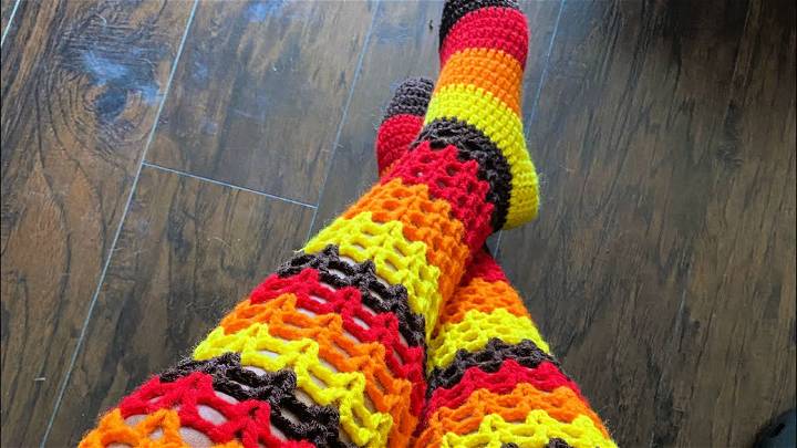 Pretty Crochet Thigh High Socks Pattern