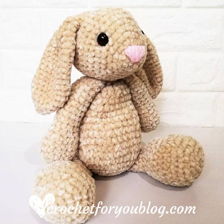 Pretty Crochet Velvet Bunny Amigurumi Pattern
