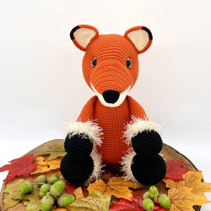 Stylish Crochet Felix the Fox Pattern