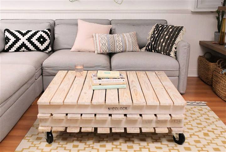 Building a Wood Pallet Coffee Table