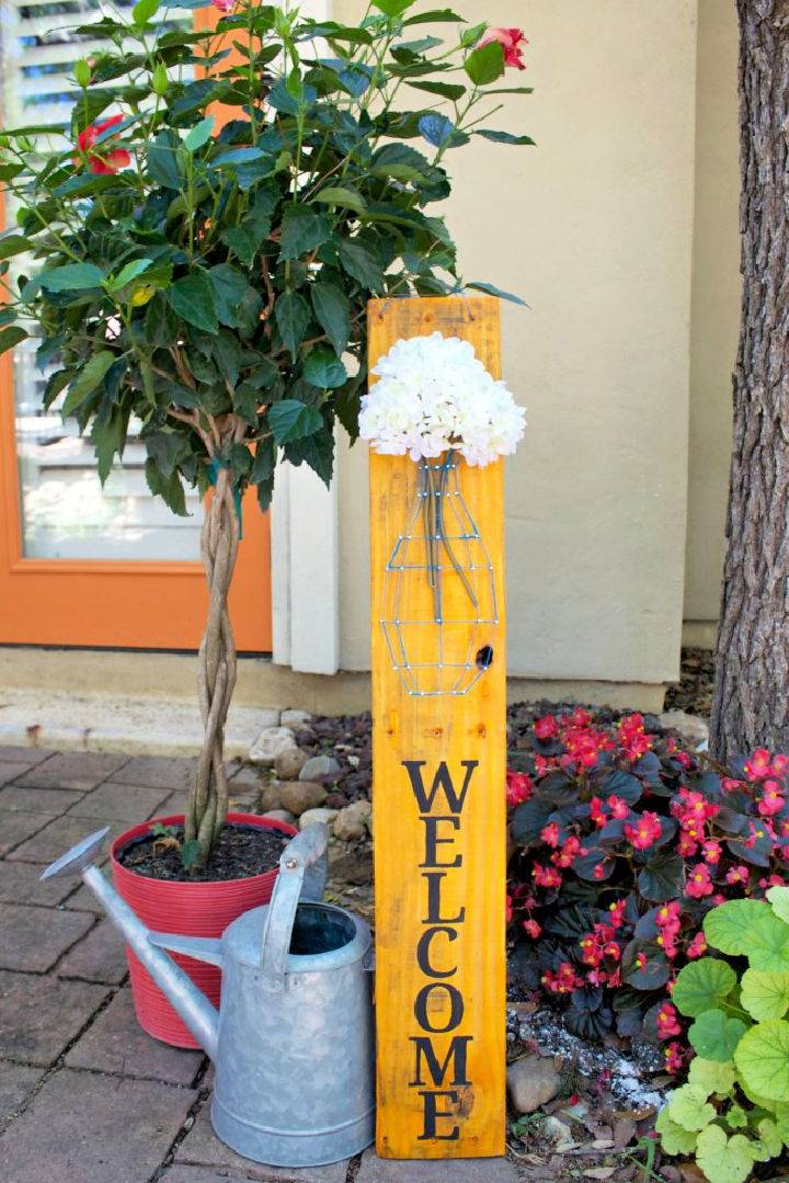 Easy to Make Pallet Twine Art Welcome Sign