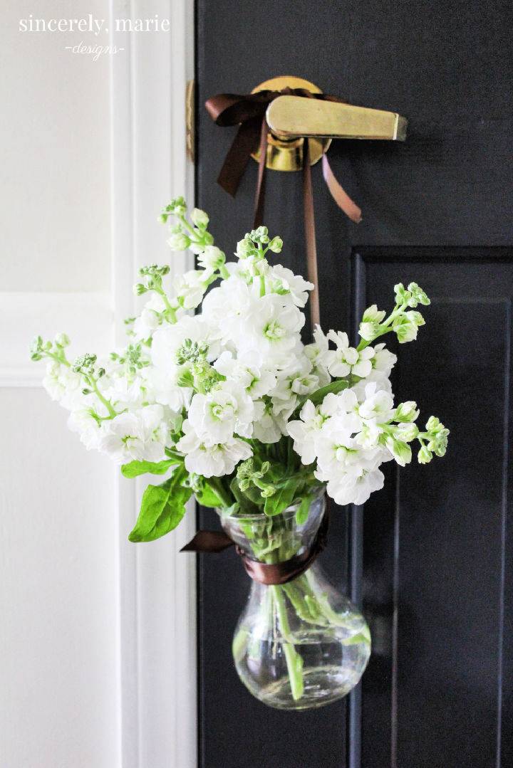 Easy to Make a Hanging Flower Vase
