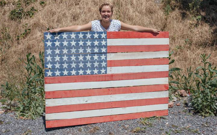 Fourth of July Pallet Sign