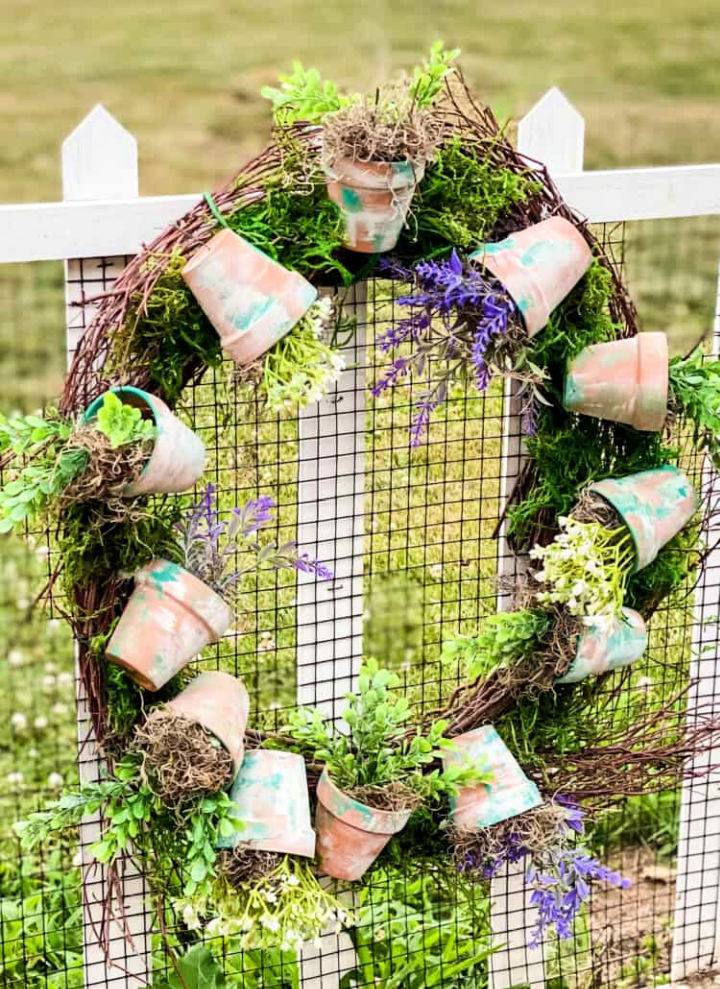 Make a Mini Flower Pot Wreath