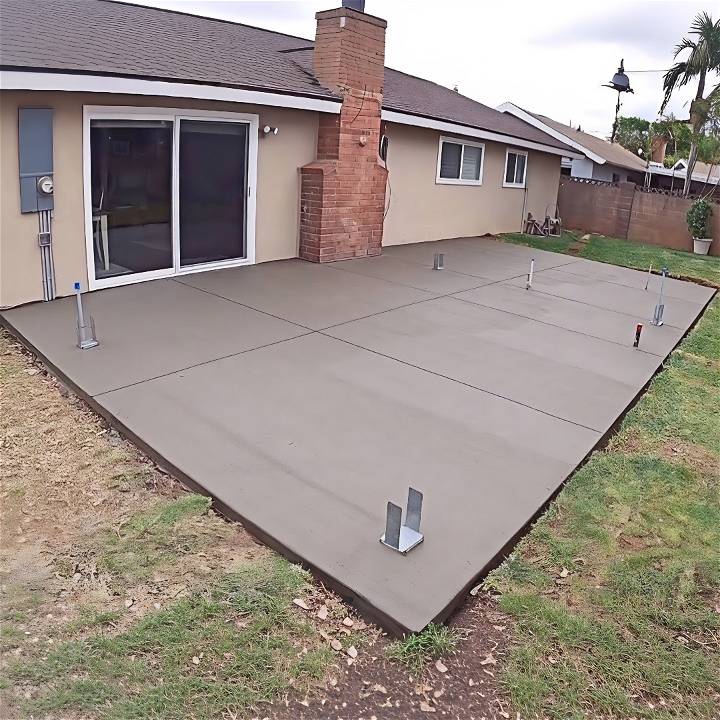 diy backyard concrete patio