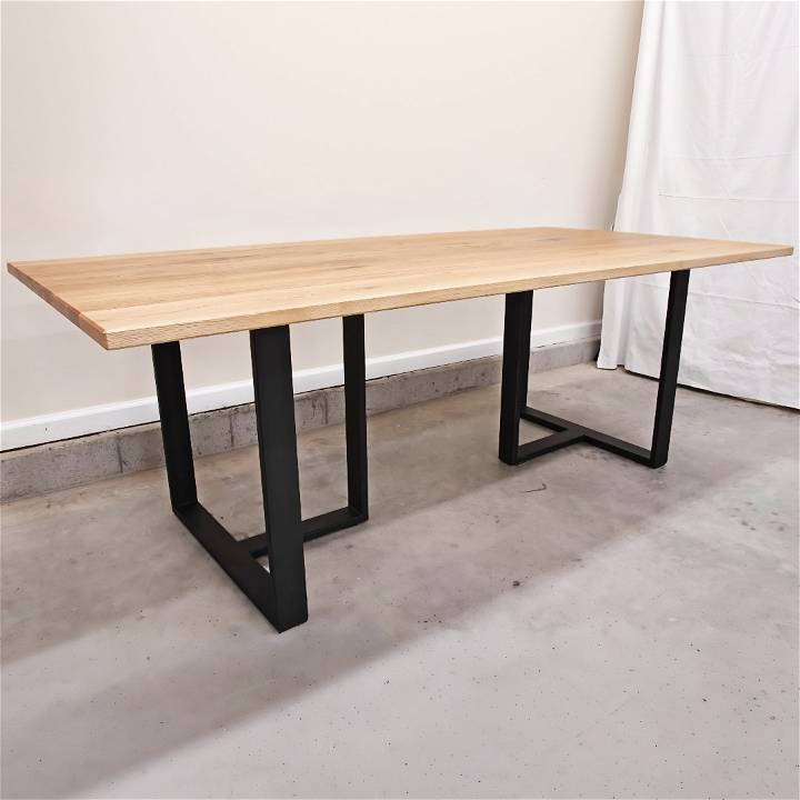 how to build a wooden dining table