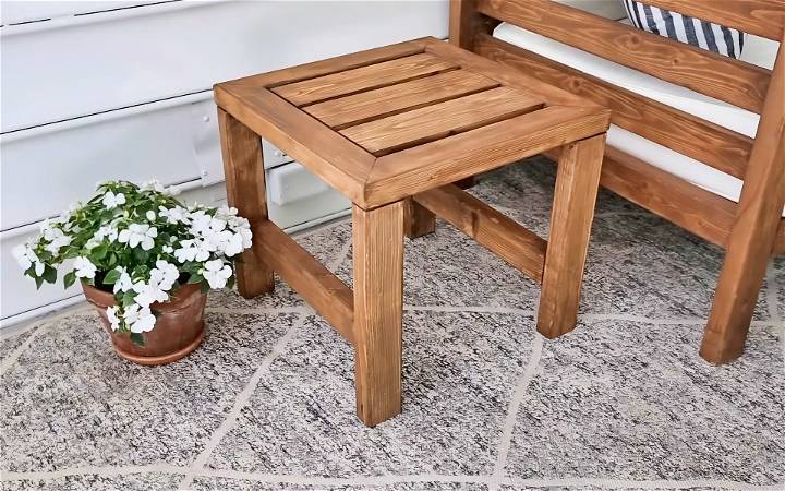 how to make an outdoor side table
