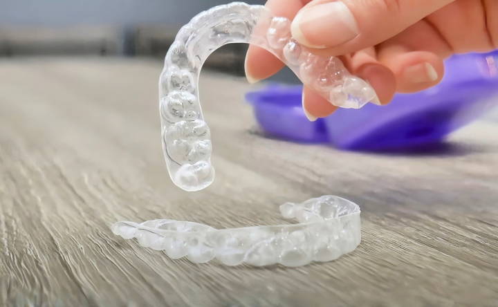 best way to clean a retainer