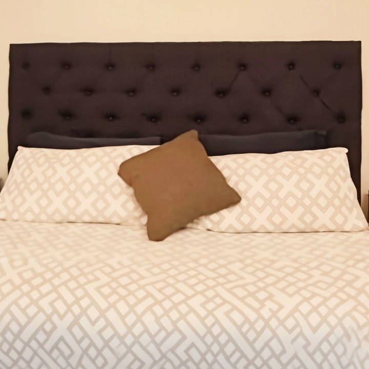 budget friendly diy tufted headboard