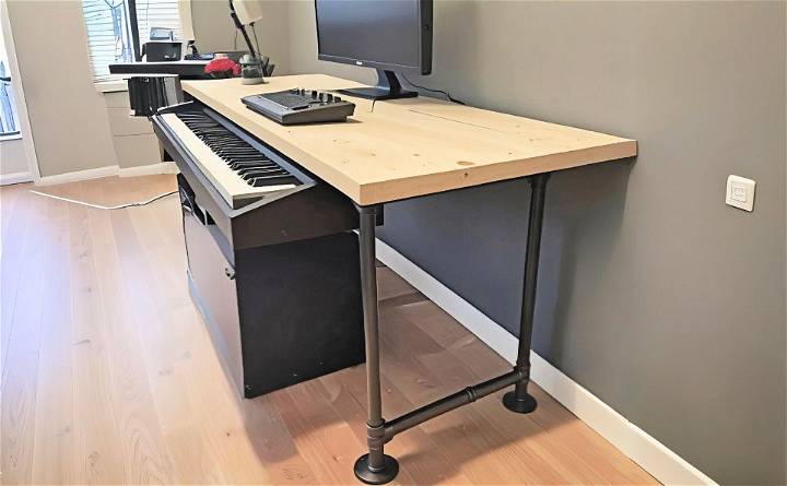 diy wooden studio desk tutorial