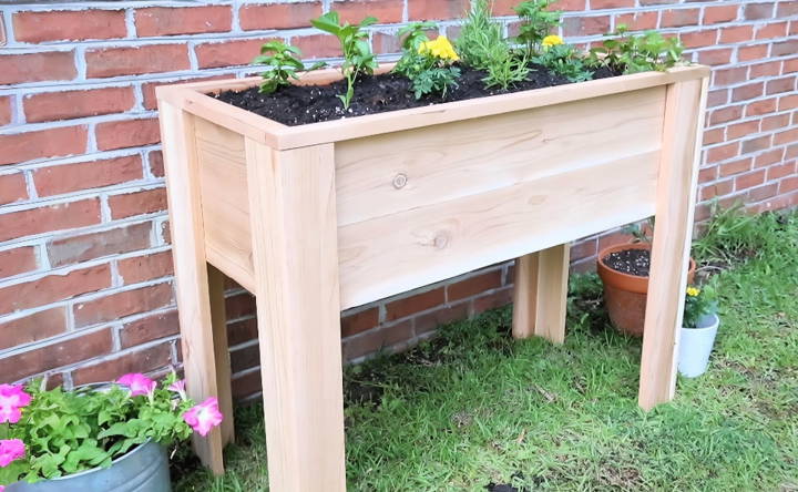 easy diy raised garden bed with legs