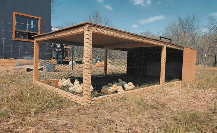 free chicken tractor woodworking plan