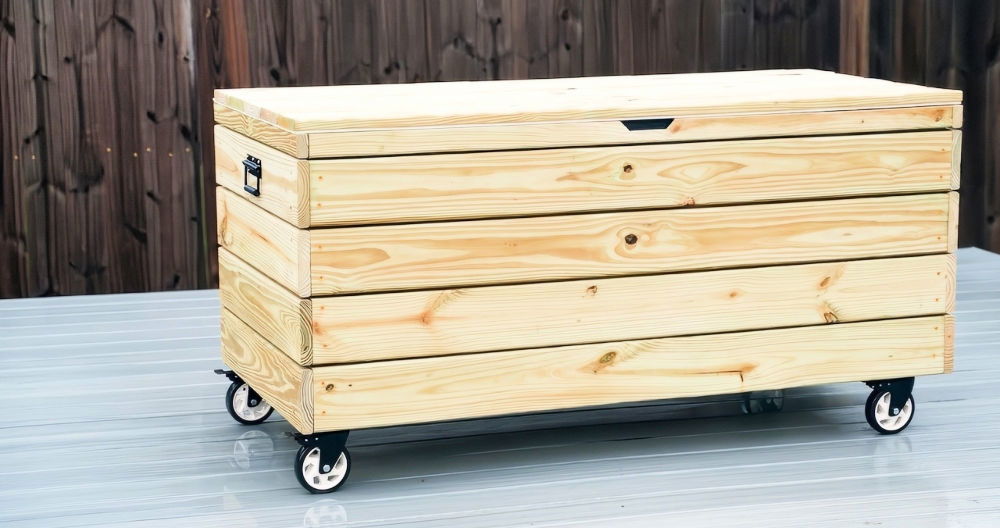 free outdoor patio deck box woodworking plan