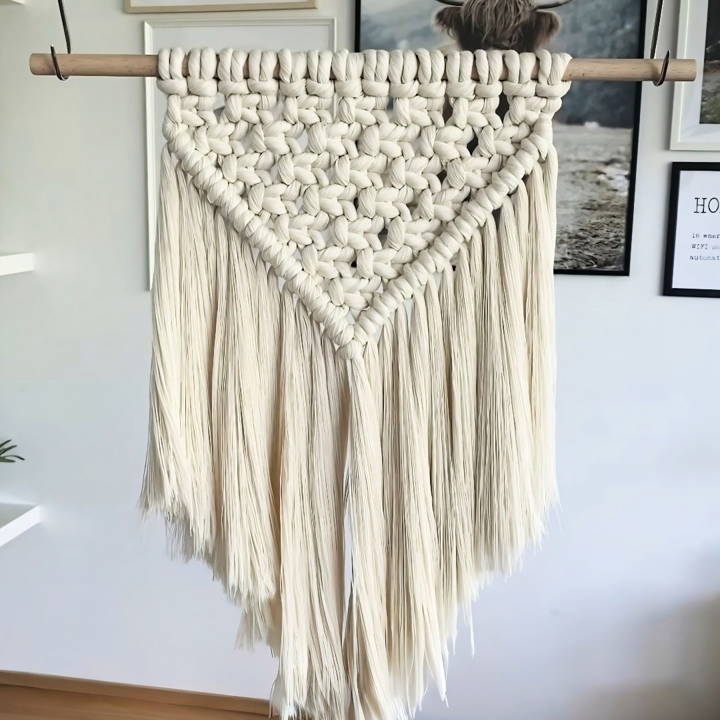 handmade macrame wall hanging for beginners