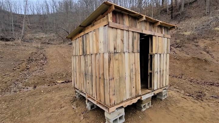 how to build a chicken coop for cheap