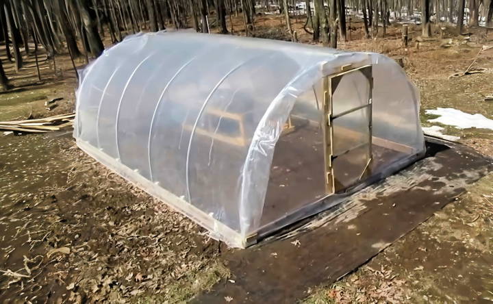 how to build a hoop house