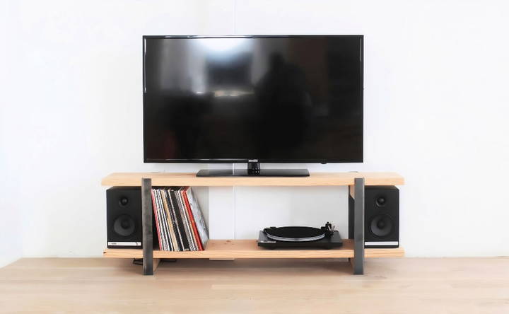 how to build a media console