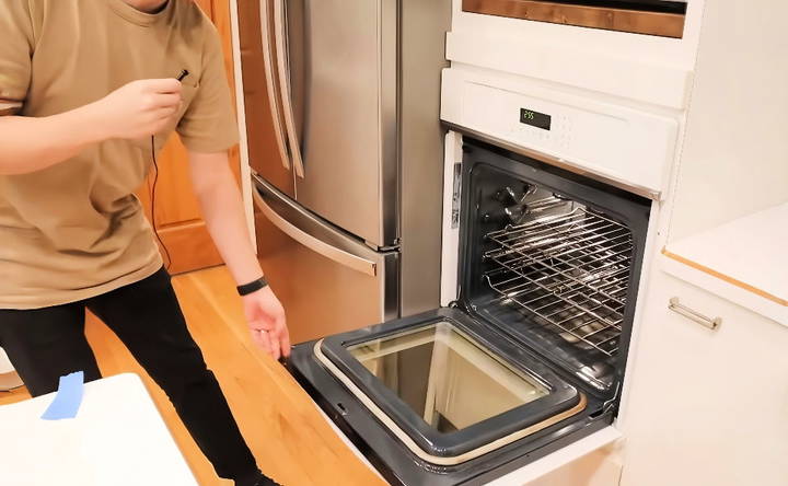 how to clean an oven with self clean