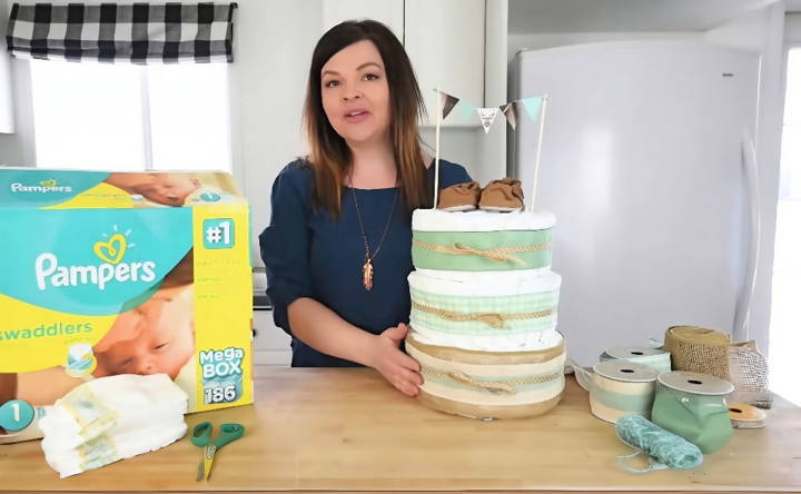 how to make a diaper cake