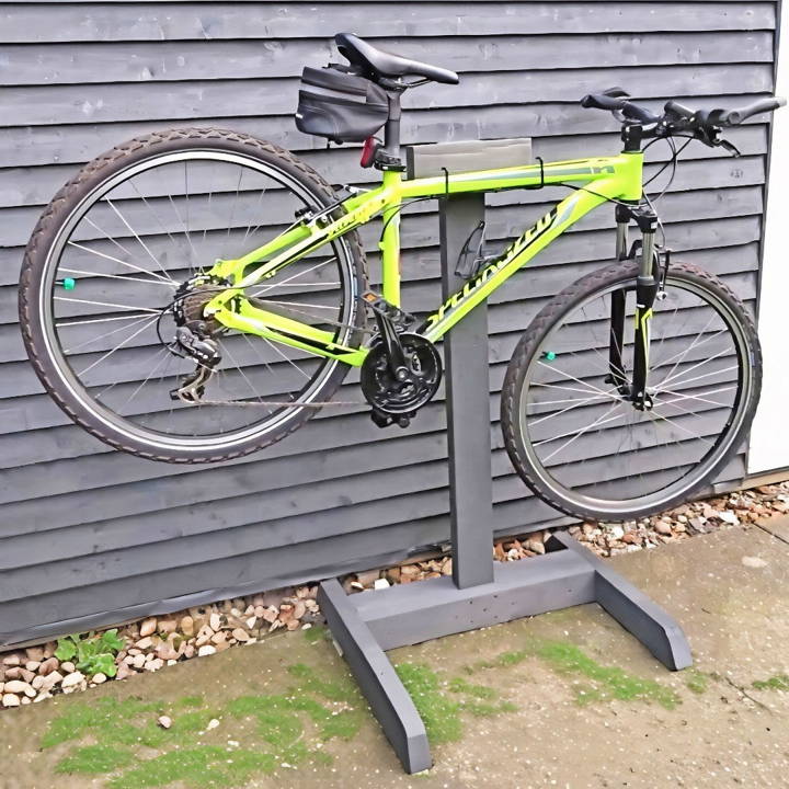 how to make a freestanding bike repair stand