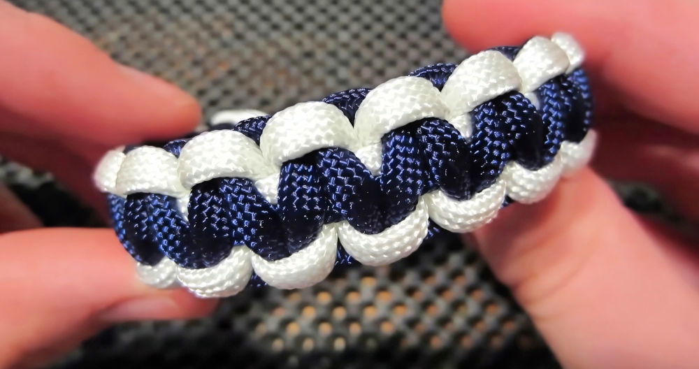 make your own two tone paracord bracelet