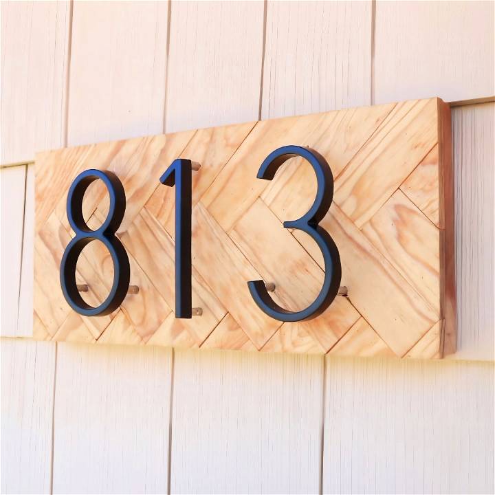 how to make a house number sign