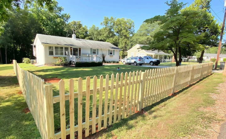 building a picket fence at home