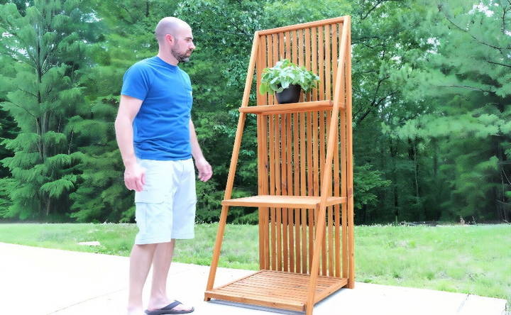 building an outdoor plant stand