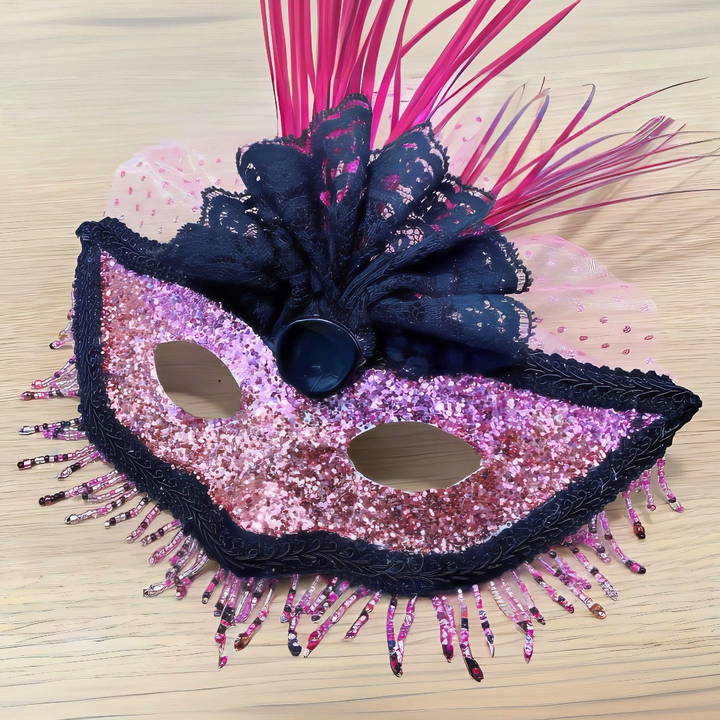 diy masquerade mask from cardboard